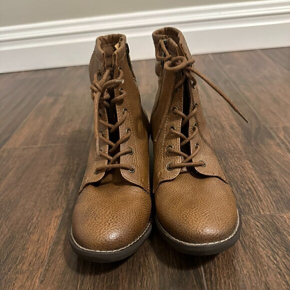 Not Rated Shoes Lace up combat boots - New! Never worn Tan/Brown sized zipper - Picture 4 of 6